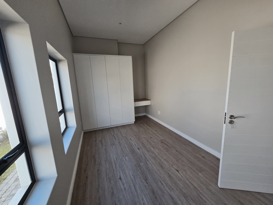 4 Bedroom Property for Sale in Kingswood Golf Estate Western Cape